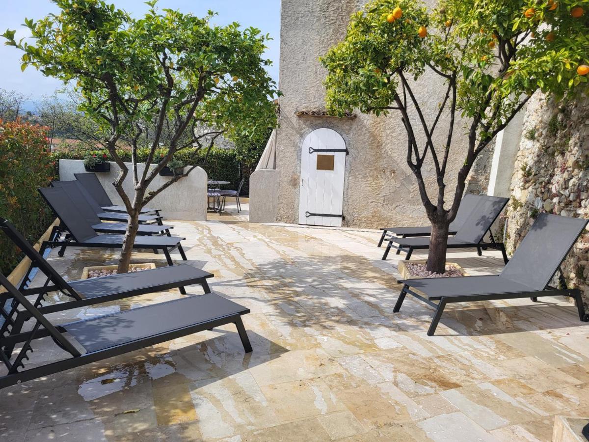 Chateau Le Cagnard Cagnes-sur-Mer Bagian luar foto