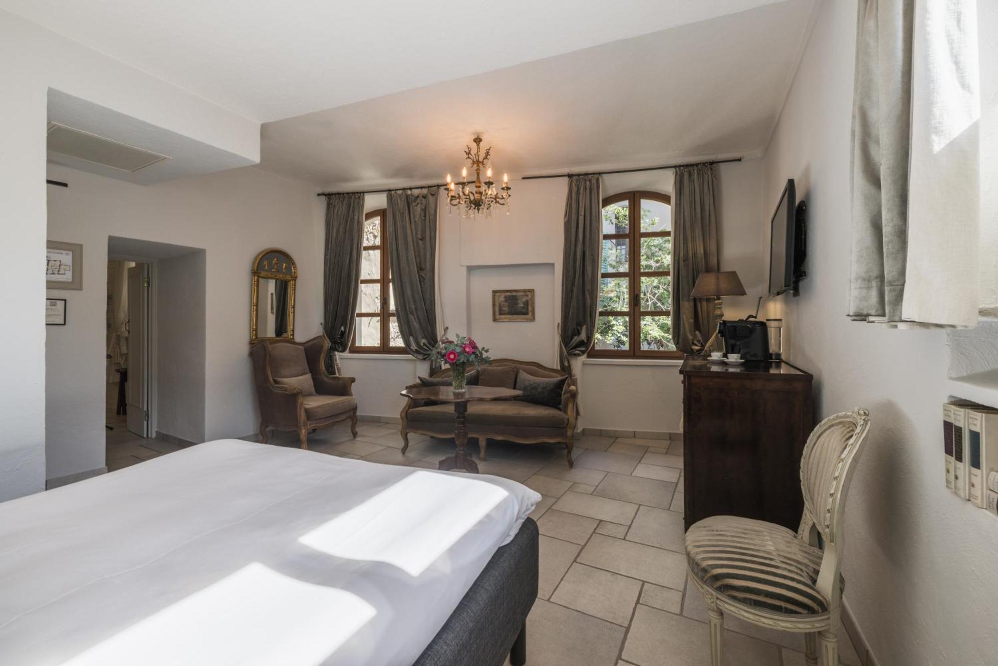 Chateau Le Cagnard Cagnes-sur-Mer Bagian luar foto