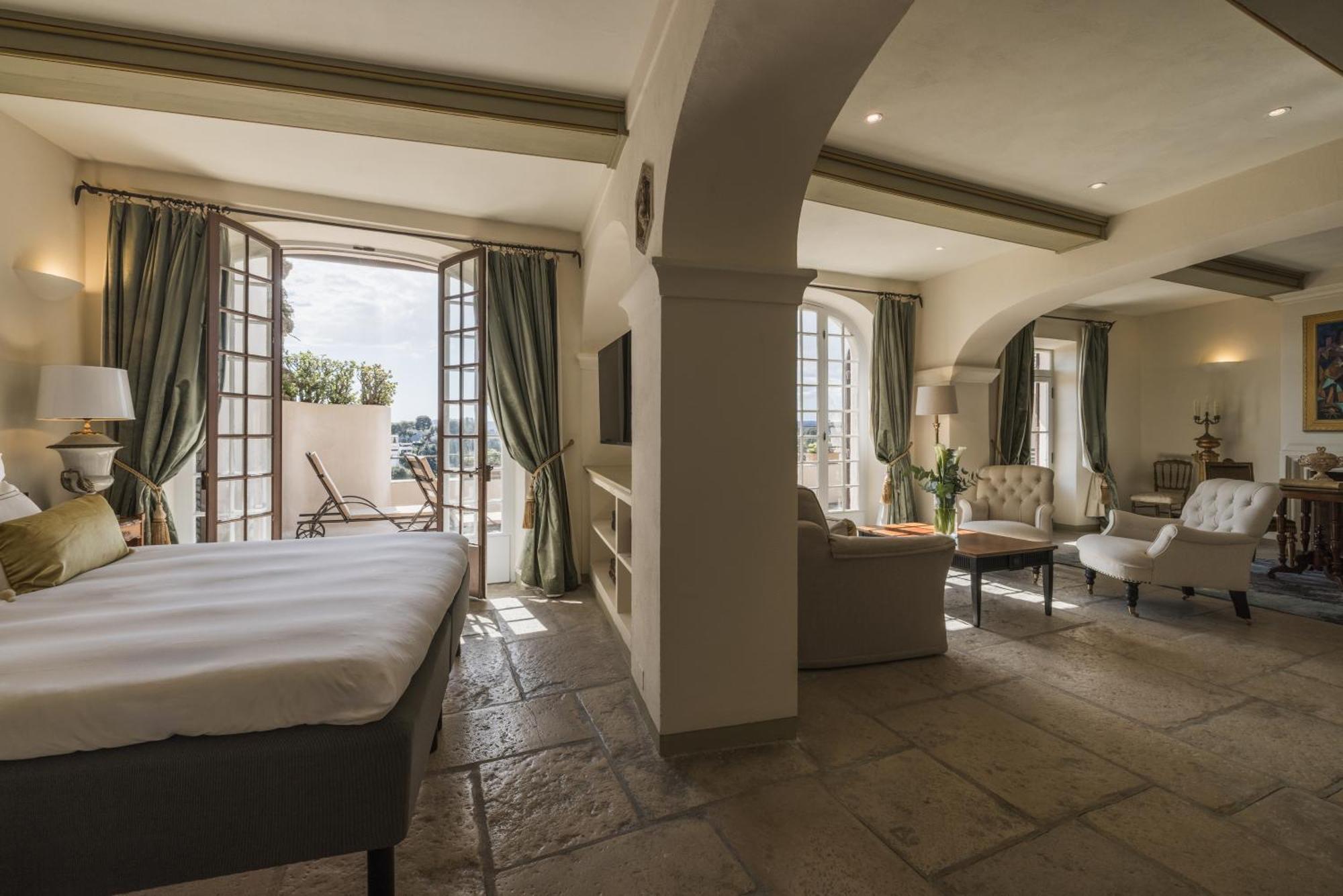 Chateau Le Cagnard Cagnes-sur-Mer Bagian luar foto
